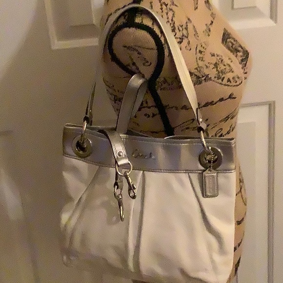Coach Handbags - Coach Shoulder or Crossbody Coach Handbags - Coach Shoulder or Crossbody